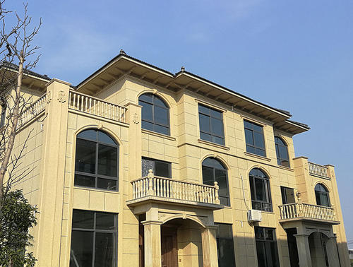 仿石漆仿石層抗水性良好，穩(wěn)定著色，不發(fā)白，無色差